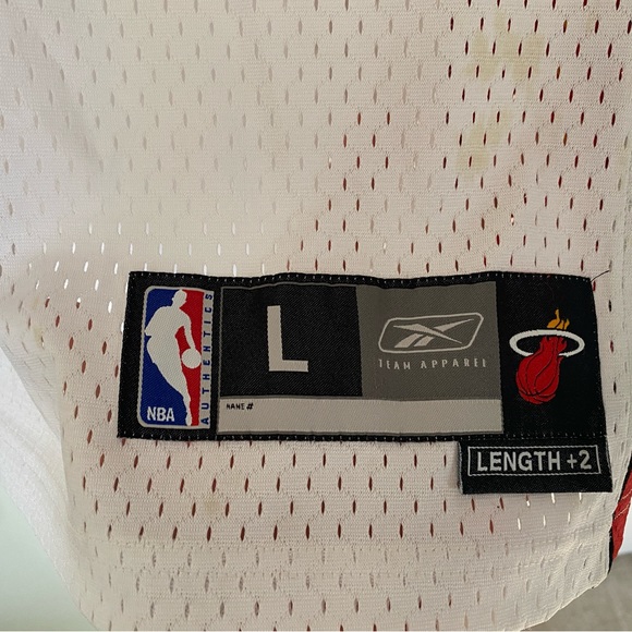 Miami Heat Dwayne Wade Jersey - Picture 3 of 3